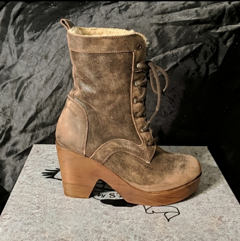NWT Freebird by Steven "FB-Fiona" booties sz7